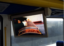 150臺(tái)電動(dòng)顯示器裝在加拿大旅游巴士上